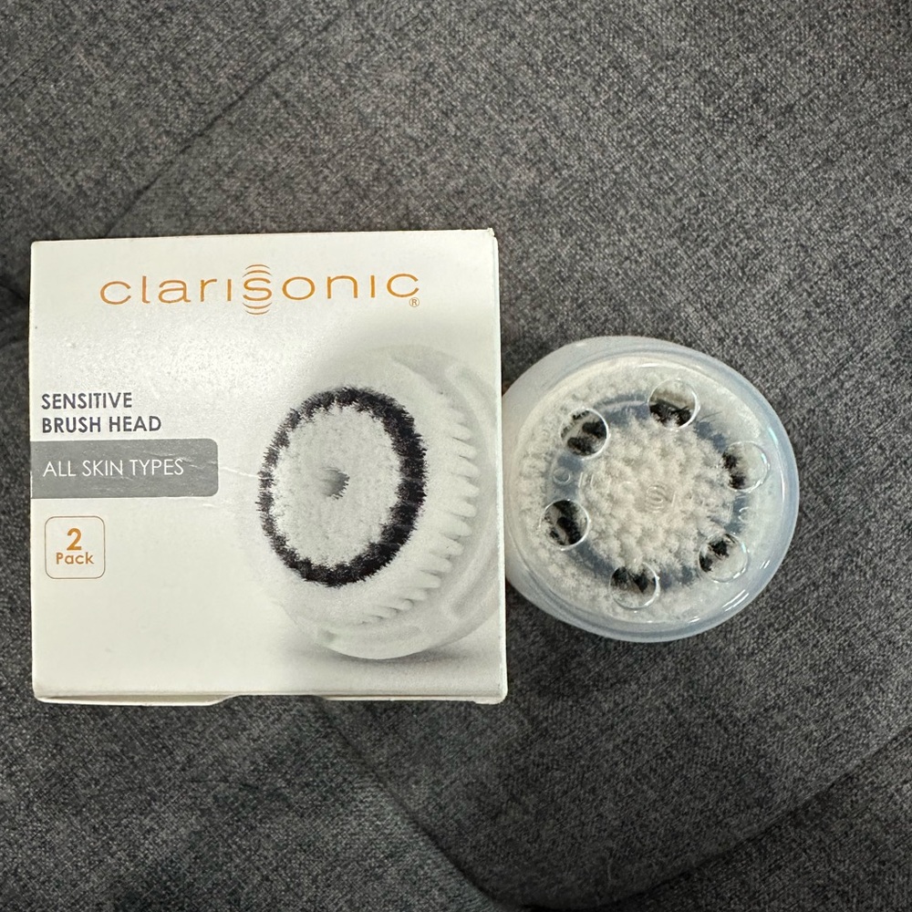*NEW* Clarisonic Sensitive Brush Head